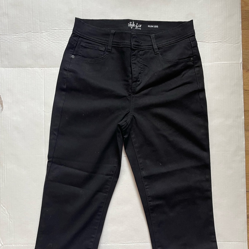 Black jeans petite